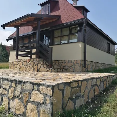 Zeleni Breg Tatil Evi *